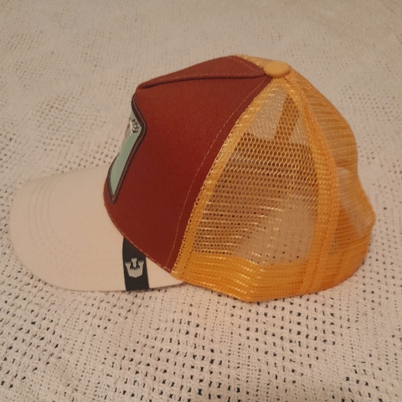 "HIGH" embroidered snapback trucker hat, NWOT - Picture 2 of 4